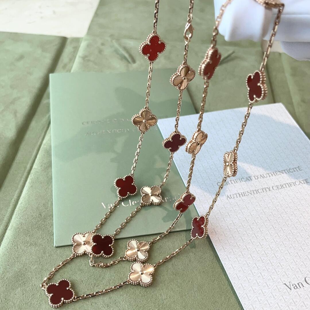 [Love Aura]CLOVER 20 MOTIFS LASER CARNELIAN NECKLACE