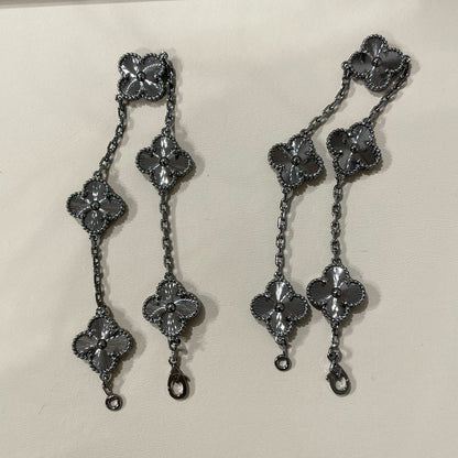 [Love Aura]CLOVER 5 MOTIF BLACK BRACELET