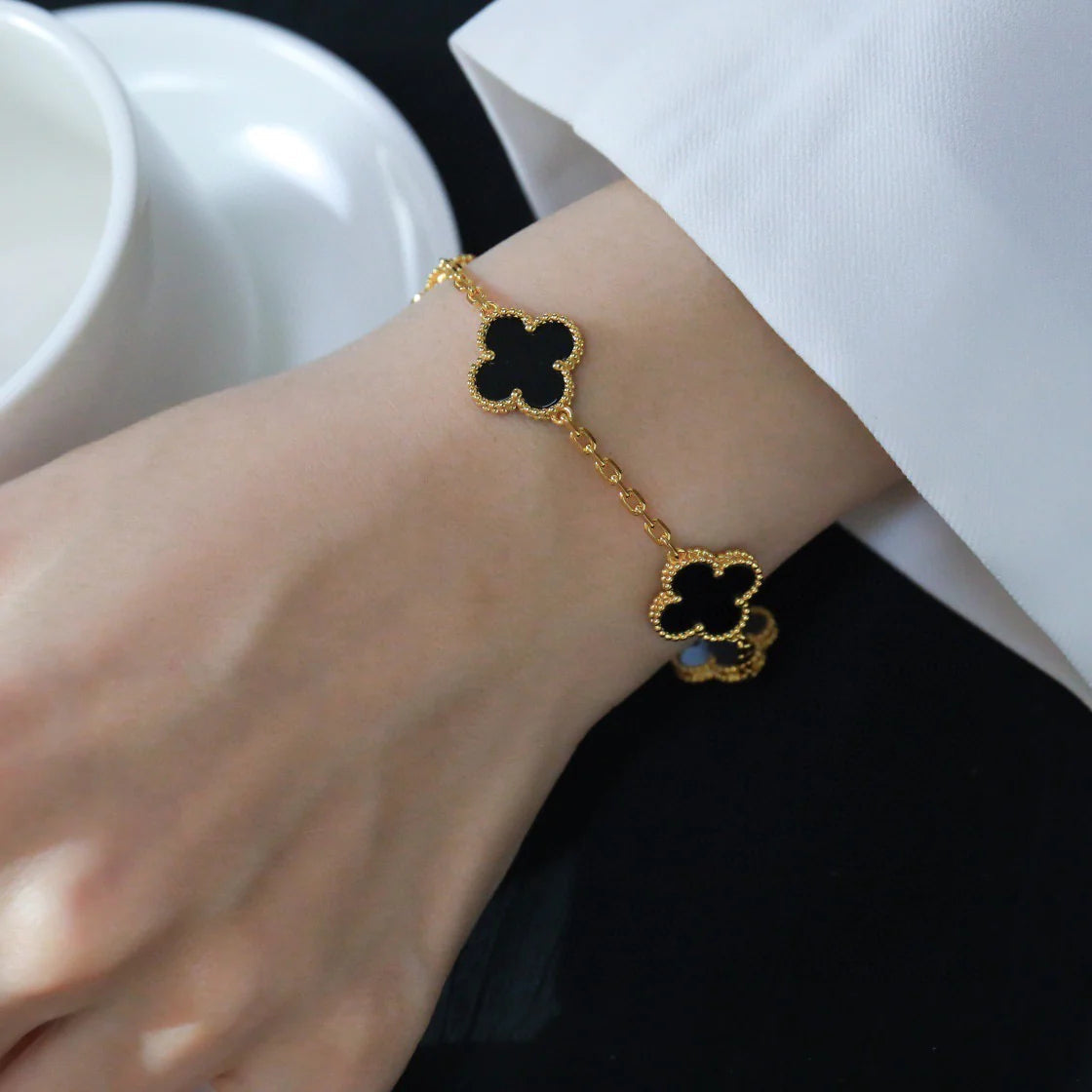 [Love Aura] CLOVER 5 MOTIF ONYXS BRACELET COLLECTION