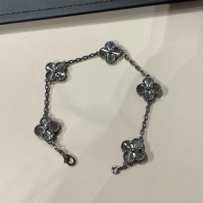 [Love Aura]CLOVER 5 MOTIF BLACK BRACELET