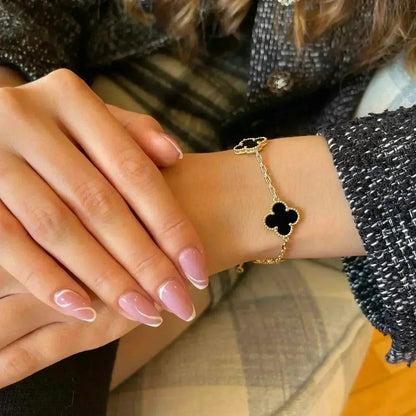 [Love Aura] CLOVER 5 MOTIF ONYXS BRACELET COLLECTION