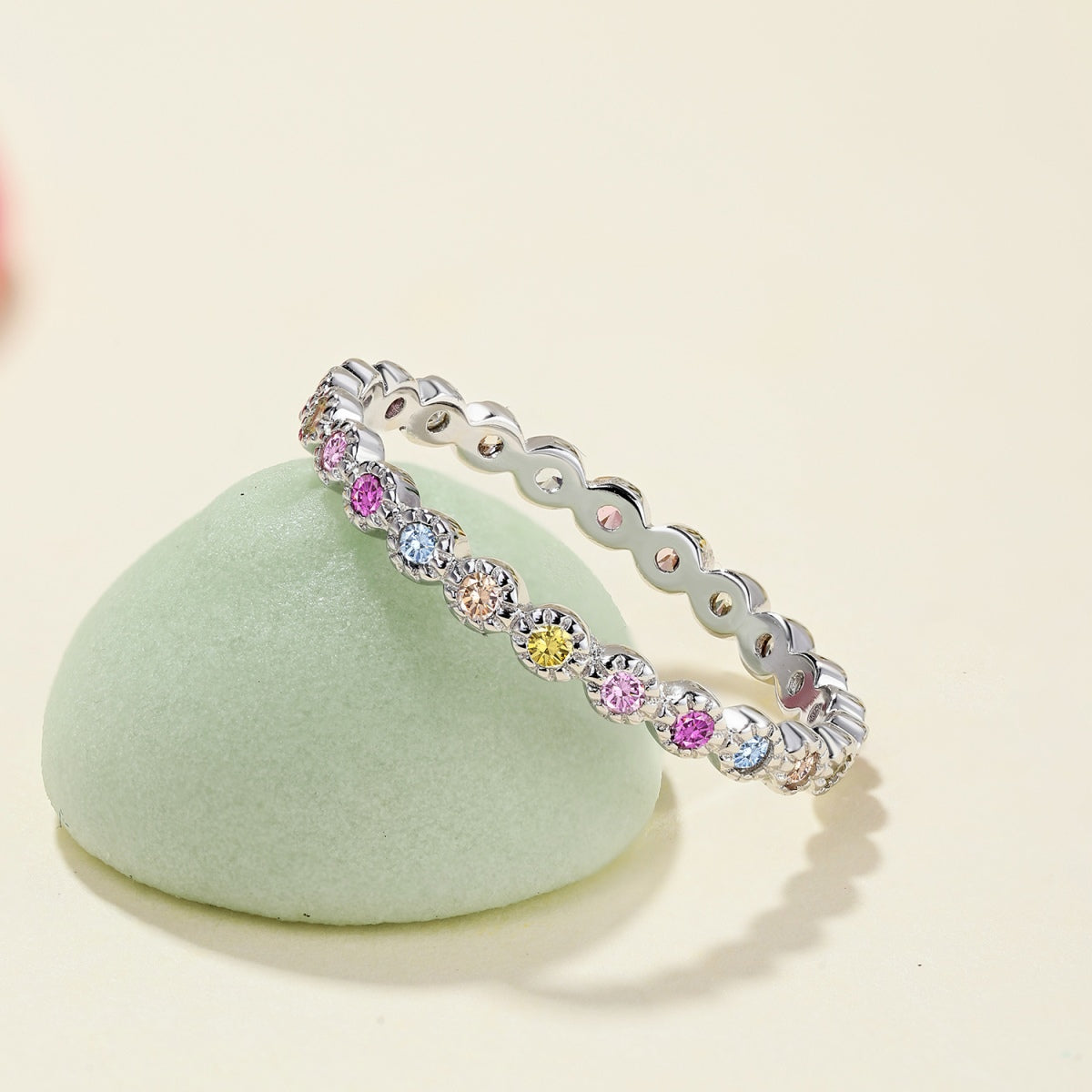 [Love Aura]Radiant Sparkling Round Cut Daily Ring