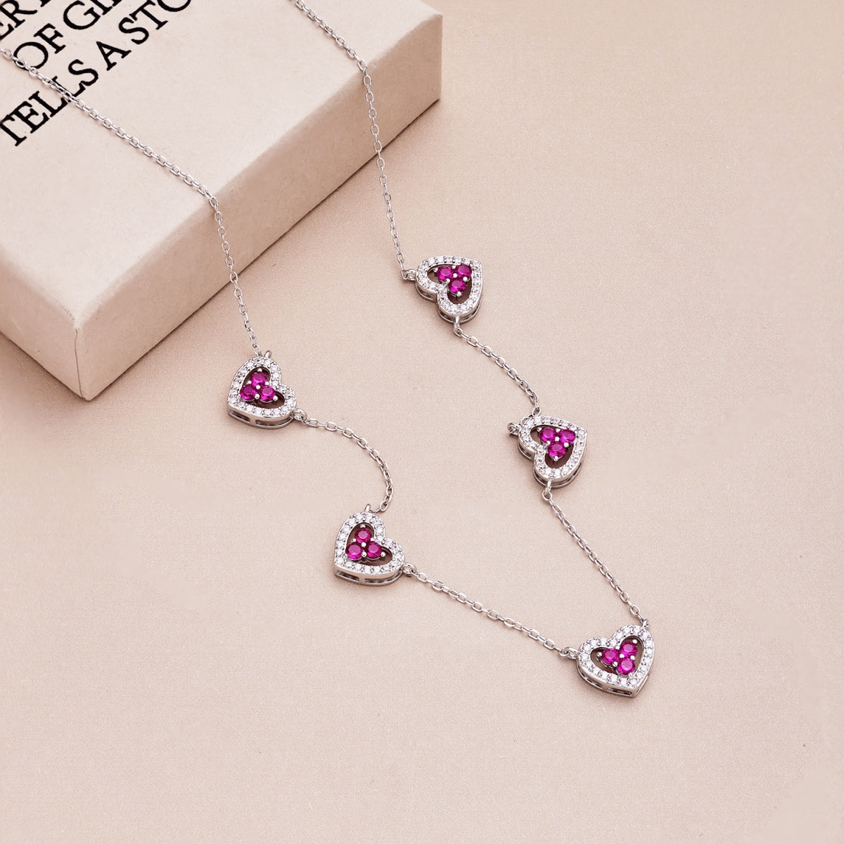 [Love Aura]Sparkling Five Heart Necklace