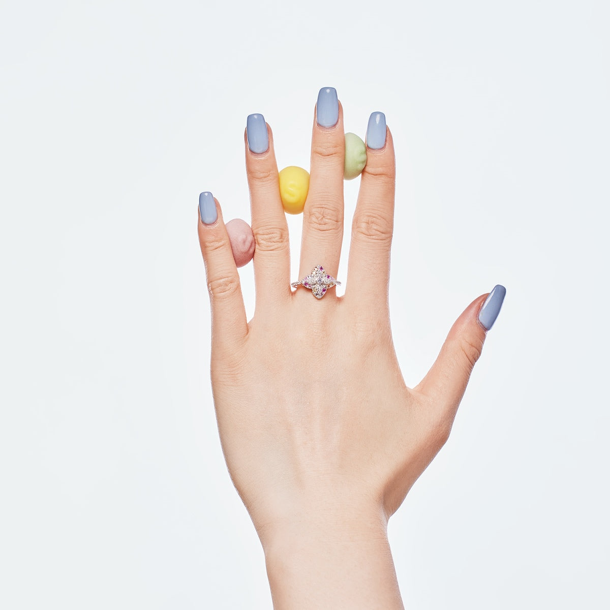 [Love Aura]Luxurious Colorful Flower Shape Banquet Ring