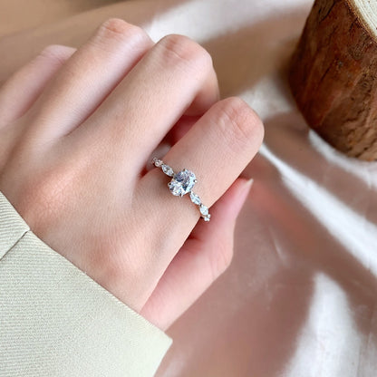 [Love Aura]0.75 Carat Luxurious Vibrant Elongated Cushion Cut Daily Ring