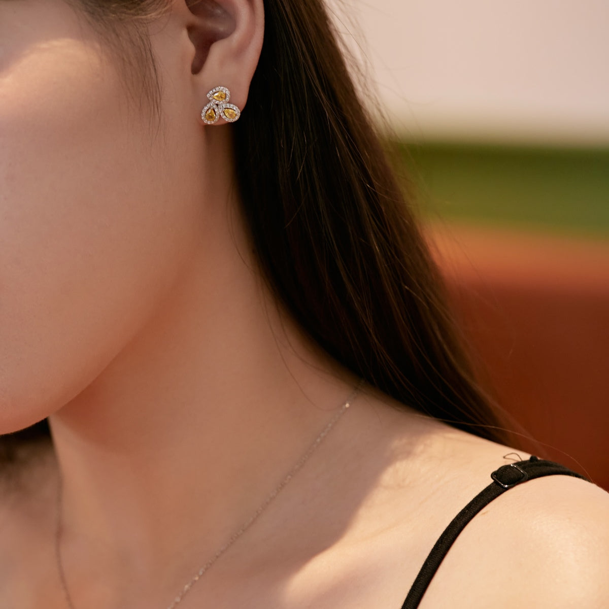 [Love Aura]Ornate Flower Shape Pear Cut Lover Earrings