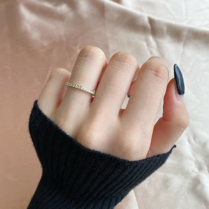 [Love Aura]Delicate Sparkling Round Cut Daily Ring