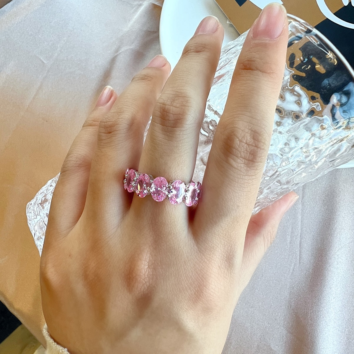 [Love Aura]Dainty Elongated Cushion Cut Tennis Ring