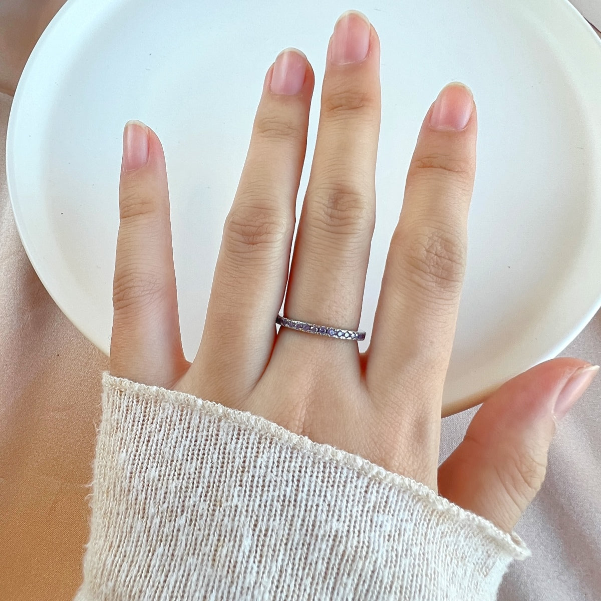 [Love Aura]Delicate Sparkling Round Cut Daily Ring
