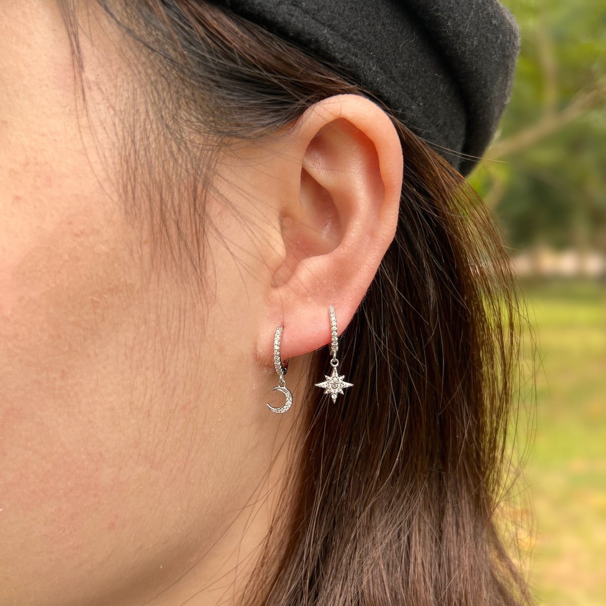 [Love Aura]Star and Moon Asymmetric Earrings