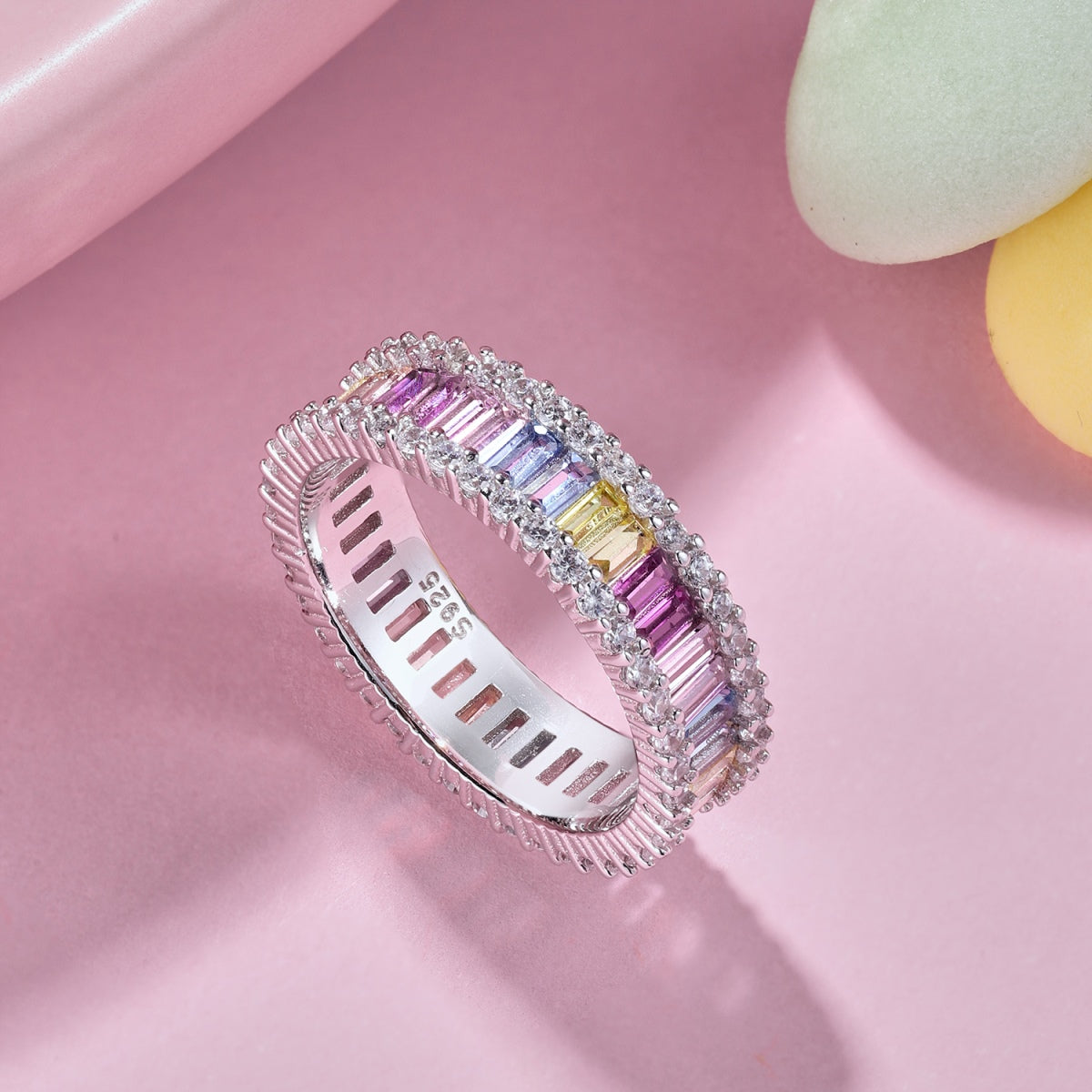 [Love Aura]Dainty Kaleidoscopic Emerald Cut Daily Ring
