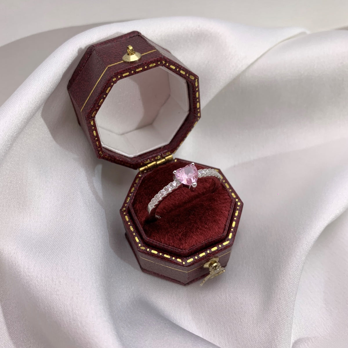 [Love Aura]0.5 Carat CaratEternity Charming Heart Shape Lover Ring