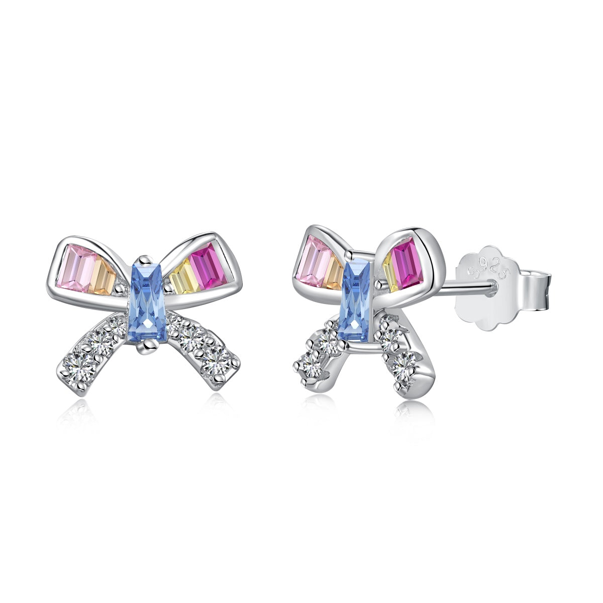 [Love Aura]Ornate Butterfly Shape Daily Earrings