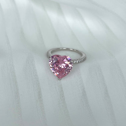 [Love Aura]6.0 Carat Luxurious Sparkling Romantic Heart Cut Lover Ring