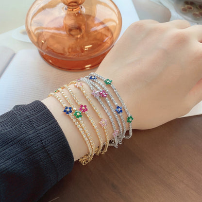 [Love Aura]Sparkling Flower Shape Tennis Bracelet