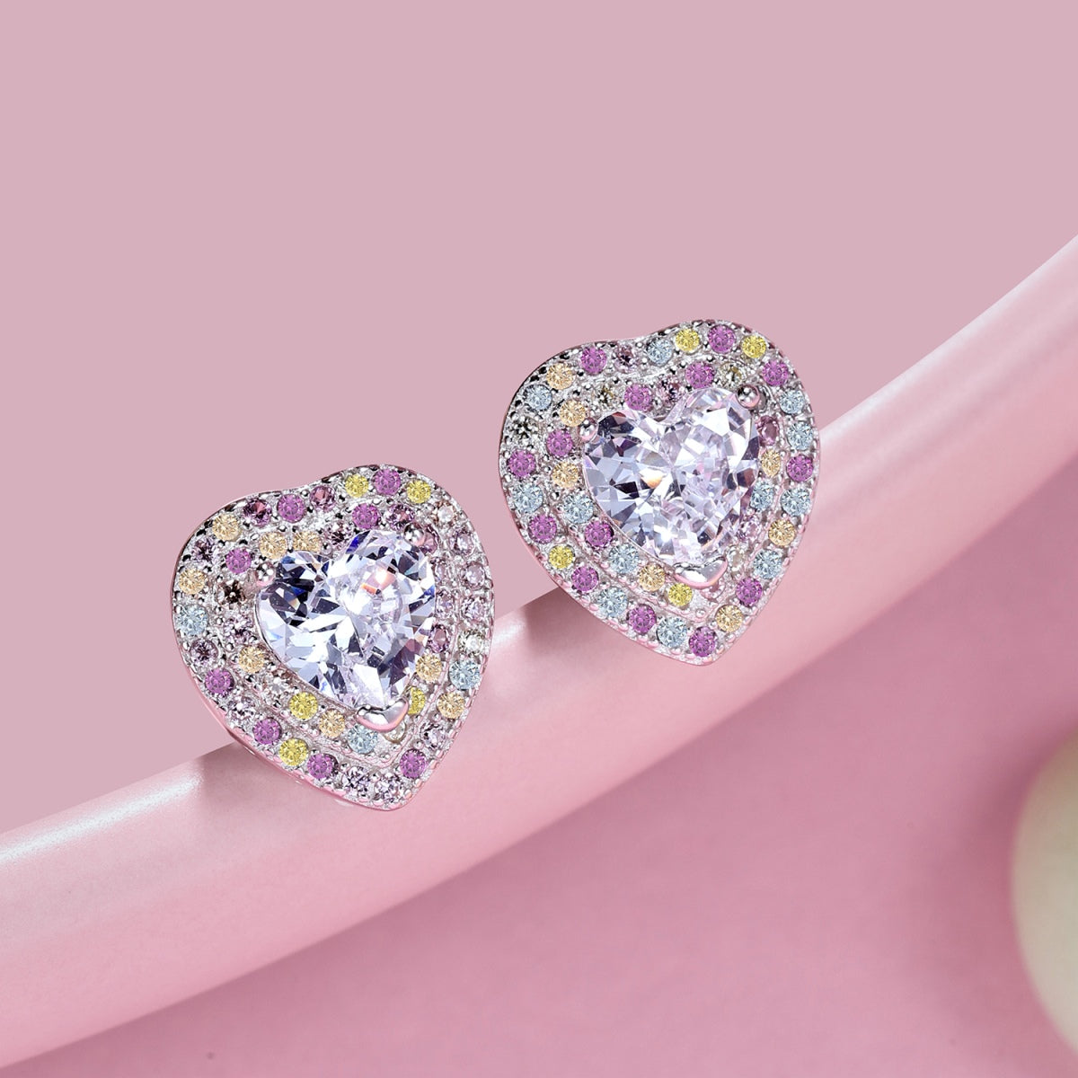 [Love Aura]Dazzling Heart Shape Lover Earrings