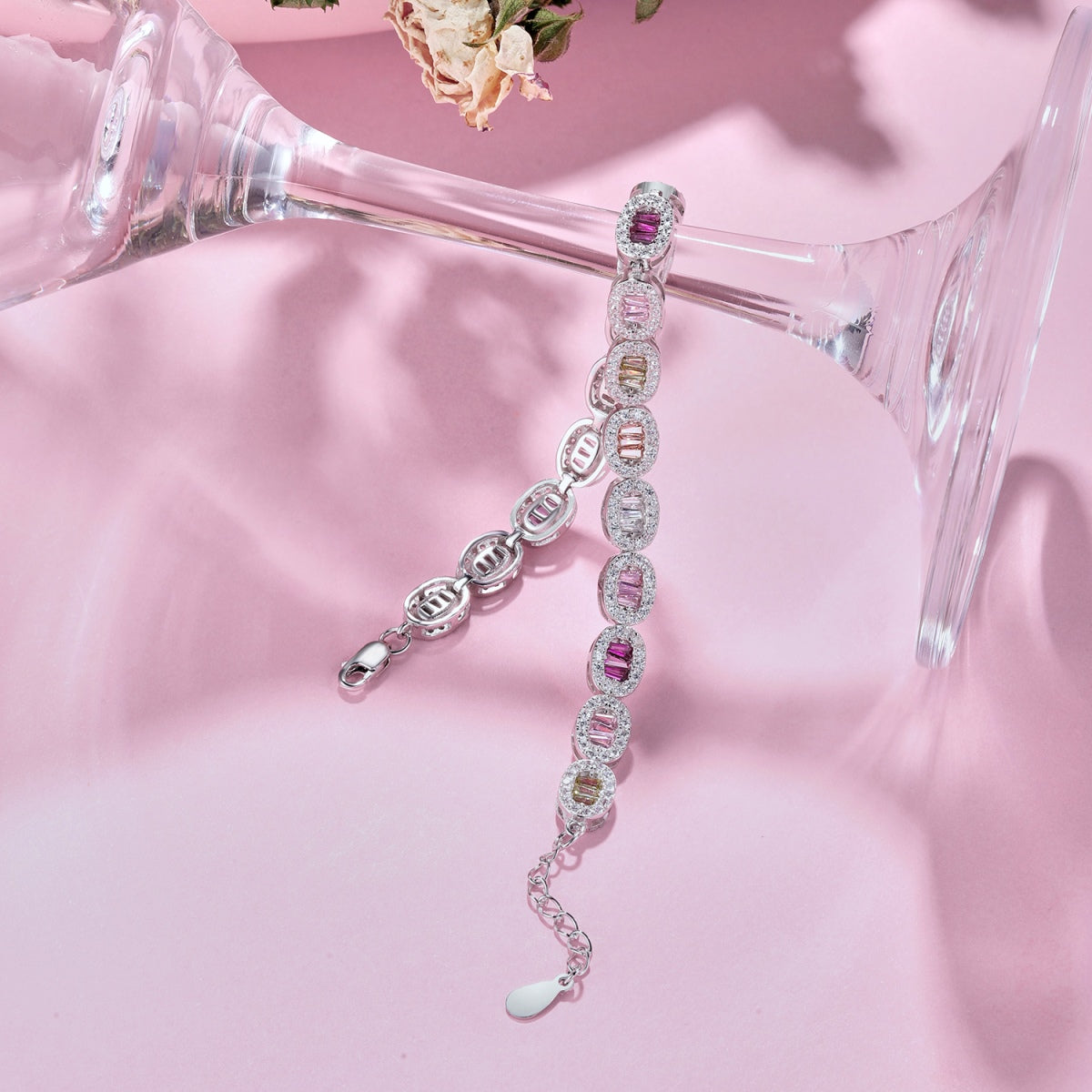 [Love Aura]Exquisite Ornate Emerald Cut Daily Bracelet