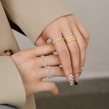 [Love Aura]Delicate Enchanting Wave Shape Daily Ring