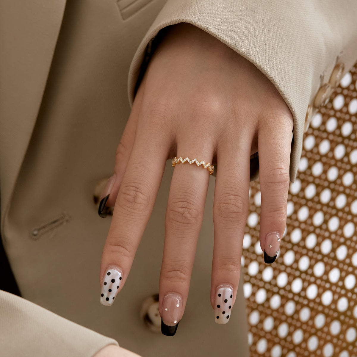 [Love Aura]Delicate Enchanting Wave Shape Daily Ring