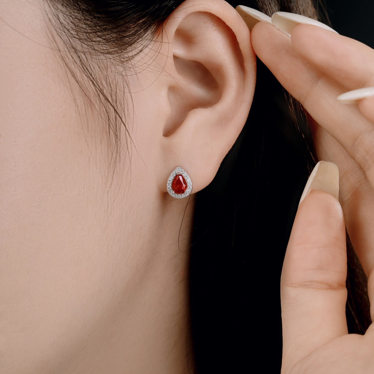 [Love Aura]Luxurious Water Drop Shape Earrings