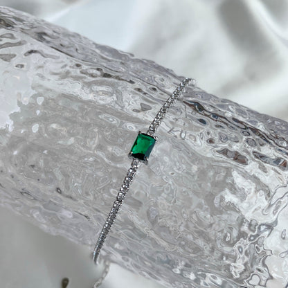 [Love Aura]1.0 Carat Unique Emerald Cut Banquet Bracelet