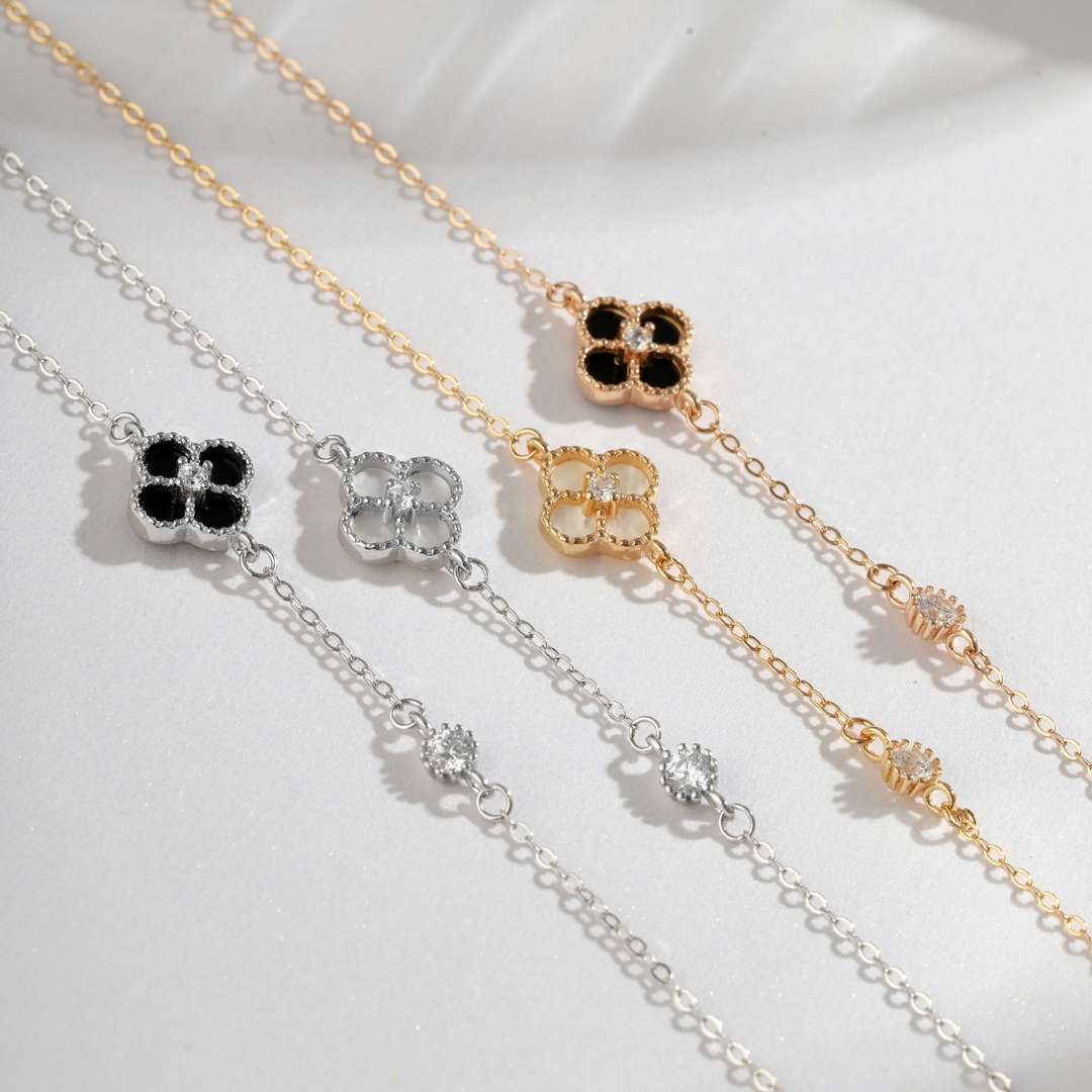 [Love Aura]Delicate Four Leaf Clover Bracelet