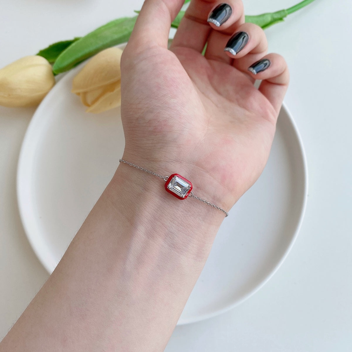 [Love Aura]2.0 Carat Sparkling Colorful Emerald Cut Daily Bracelet