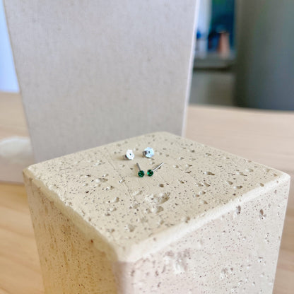 [Love Aura]Delicate Solitaire Earrings