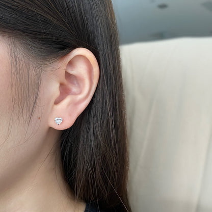 [Love Aura]Sparkling Heart Shaped Simple Earrings