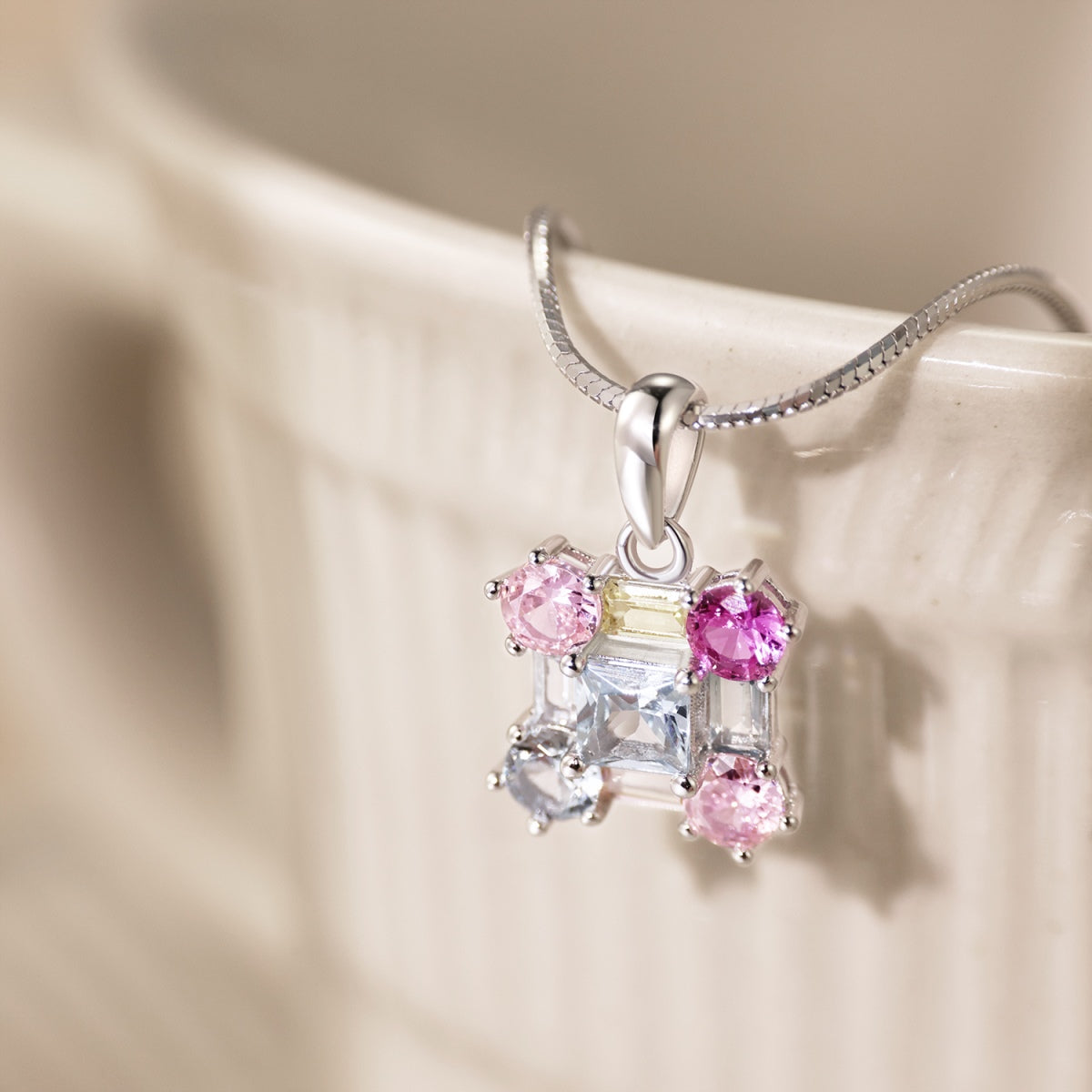 [Love Aura]Gorgeous Multi Colorful Necklace