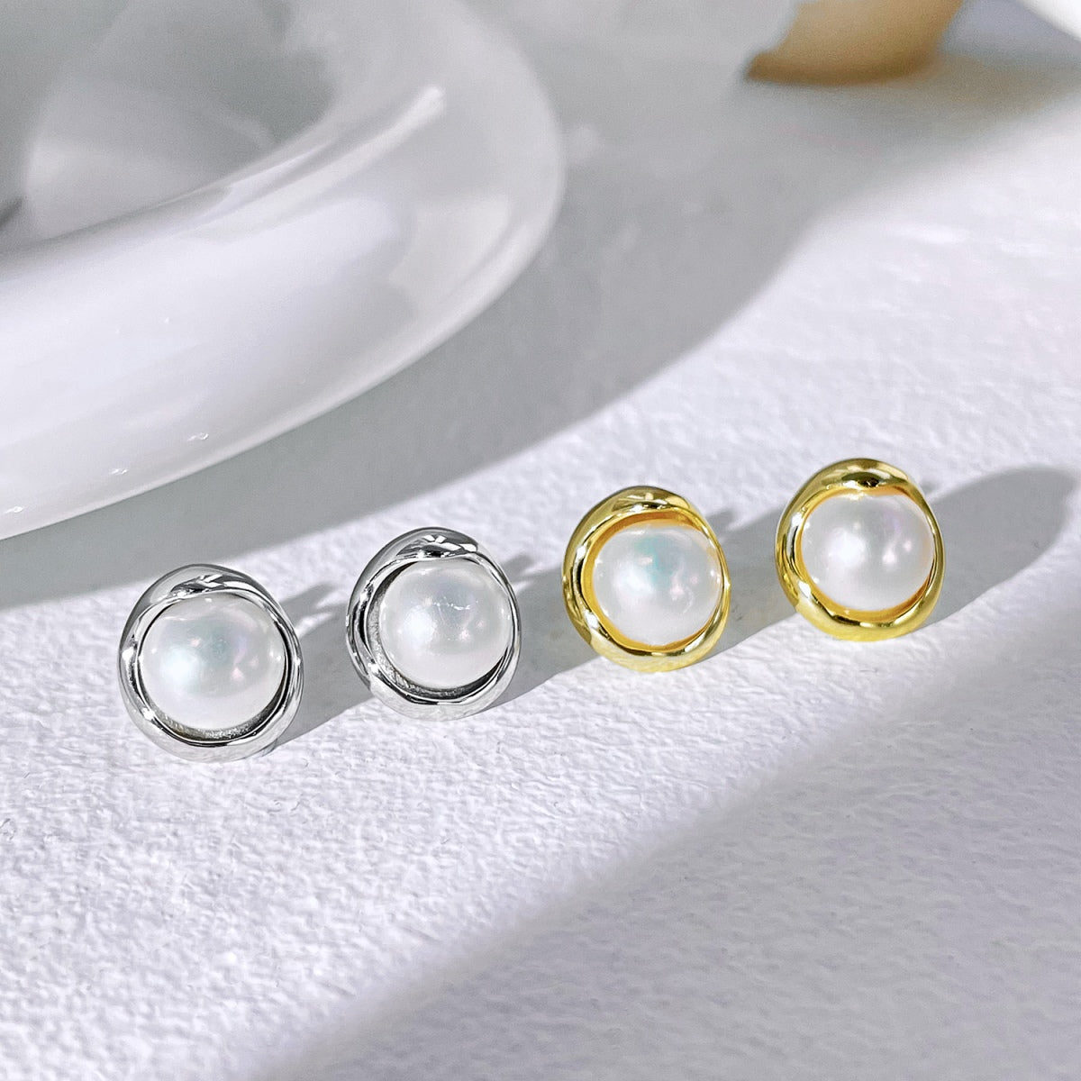 [Love Aura]Dainty Bread Pearl Earrings