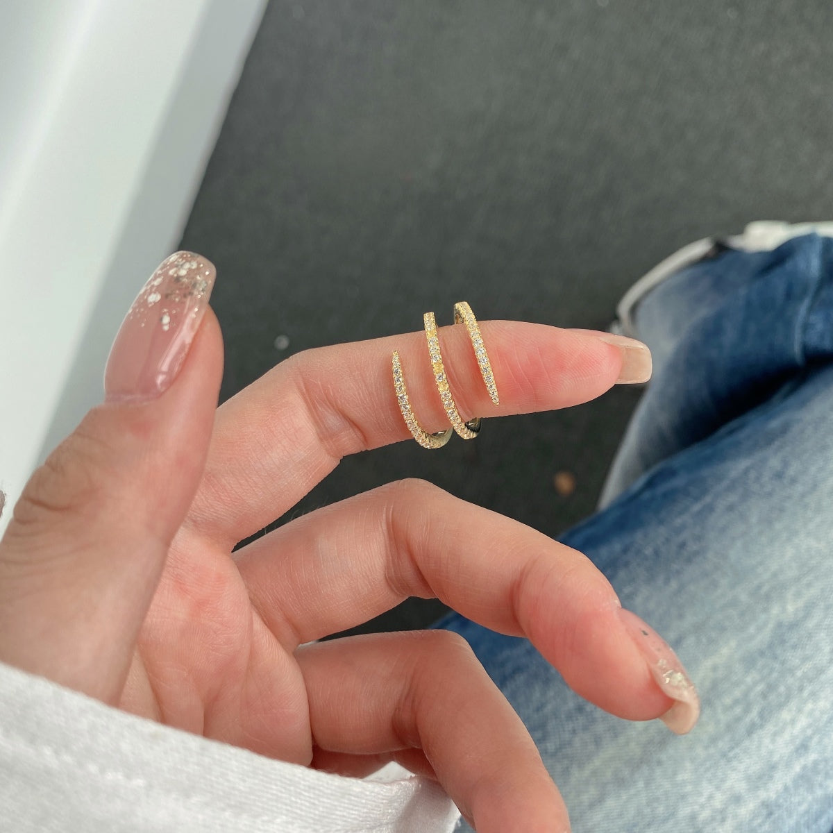 [Love Aura]Unique Vibrant Entangle Daily Ring