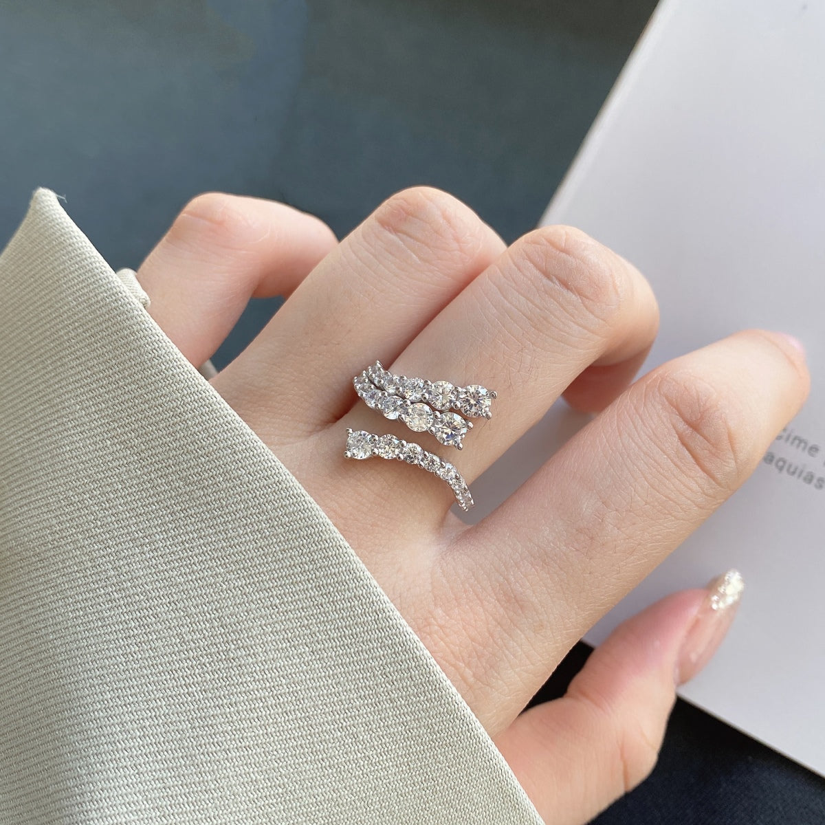 [Love Aura]Unique Vivid Snake Shape Daily Ring