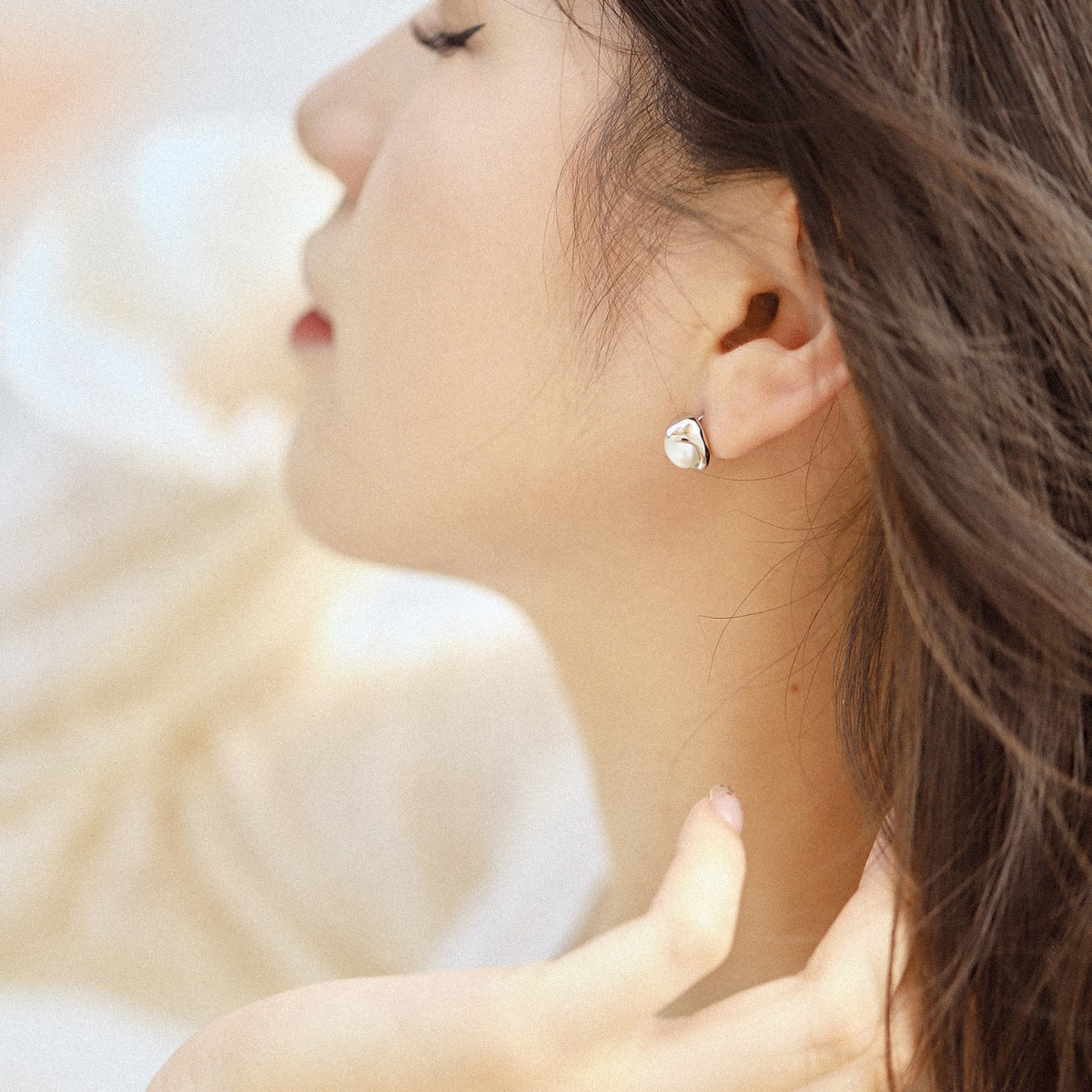 [Love Aura]Dainty Bread Pearl Earrings