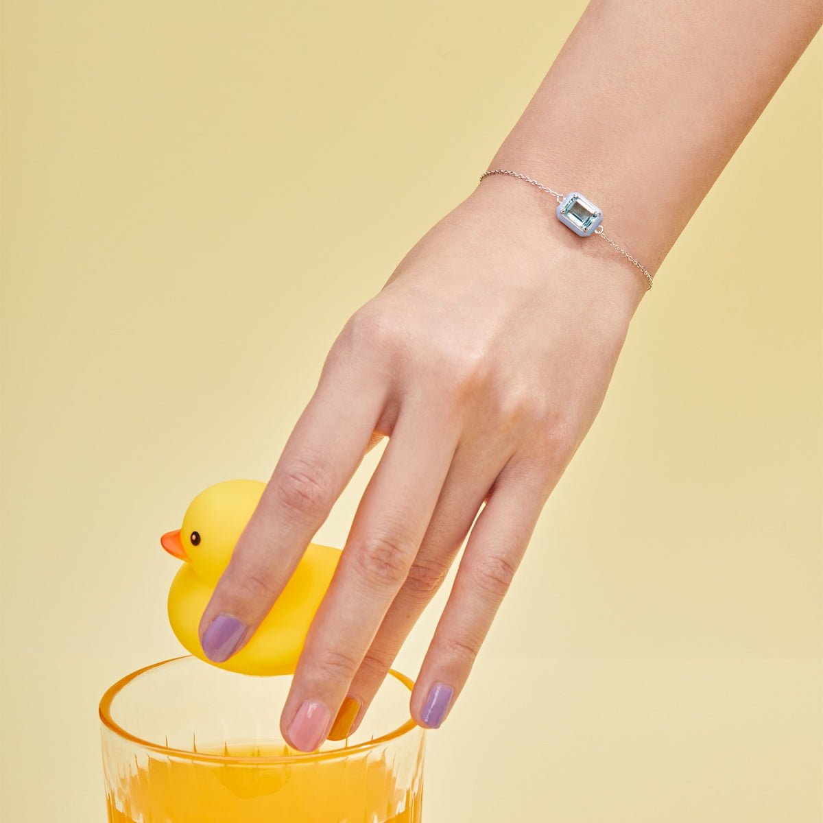 [Love Aura]2.0 Carat Sparkling Colorful Emerald Cut Daily Bracelet