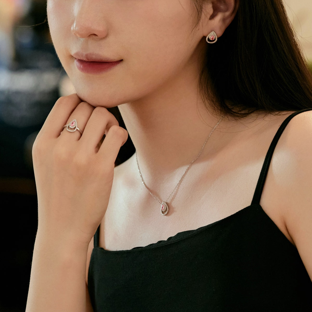 [Love Aura]Sparkling Pear Cut Necklace
