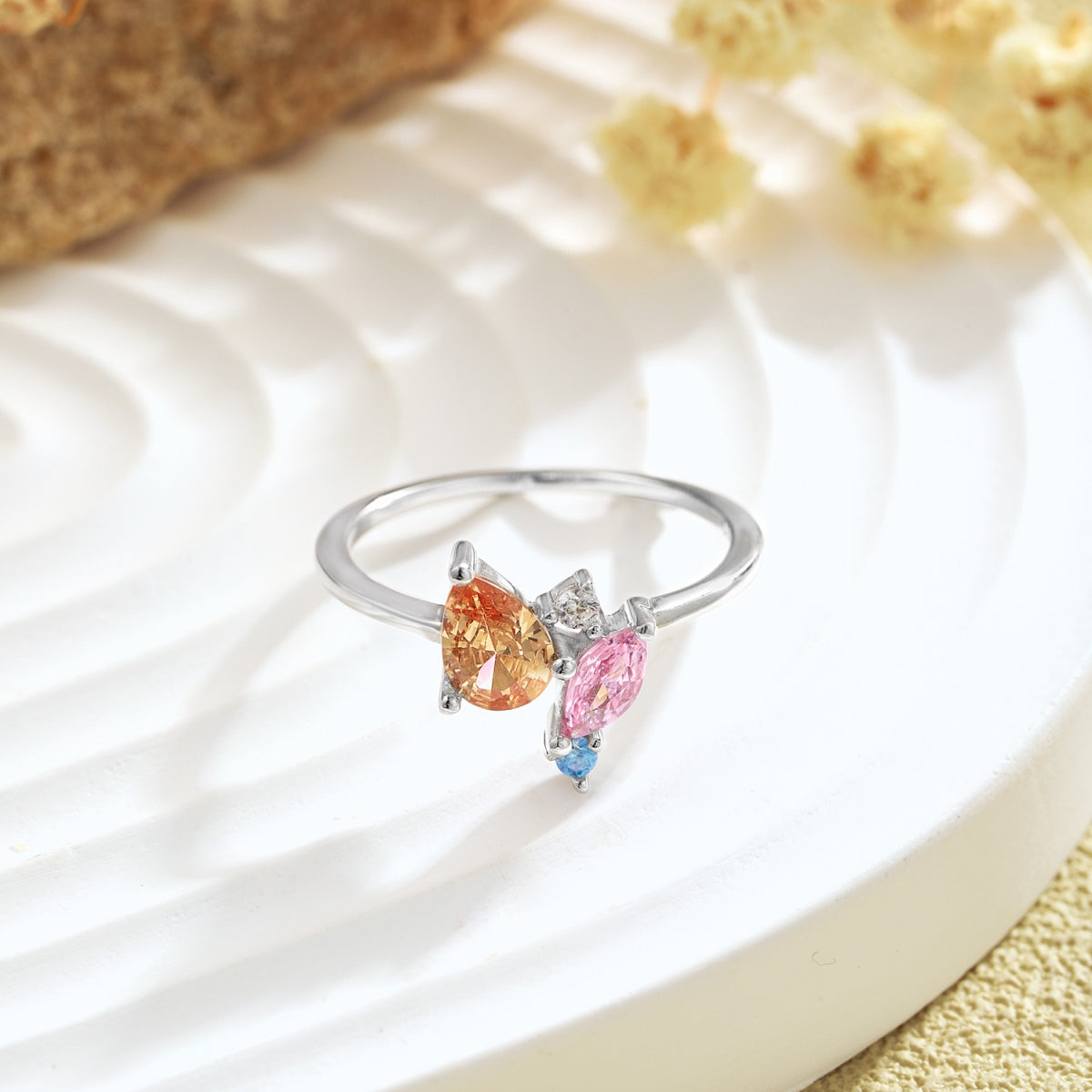[Love Aura]Radiant Colorful Multi Cut Daily Ring
