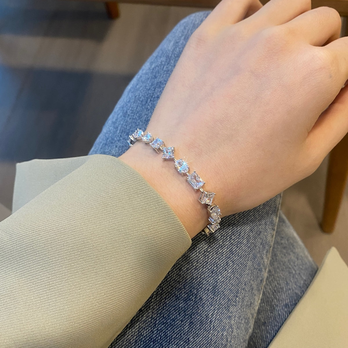 [Love Aura]Unique Exquisite Multi Cut Daily Bracelet