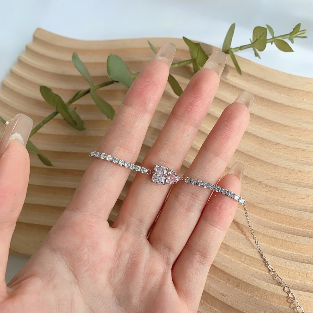 [Love Aura]Dazzling Unique Multi Shape Lover Bracelet