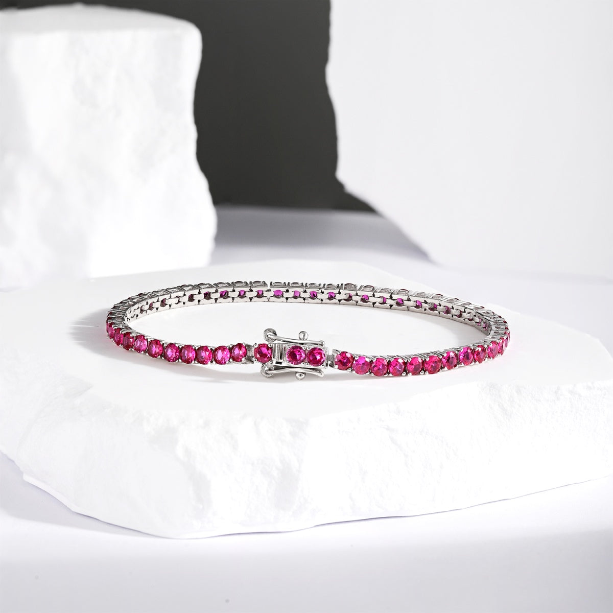 [Love Aura]Radiant Colorful Round Cut Party Bracelet