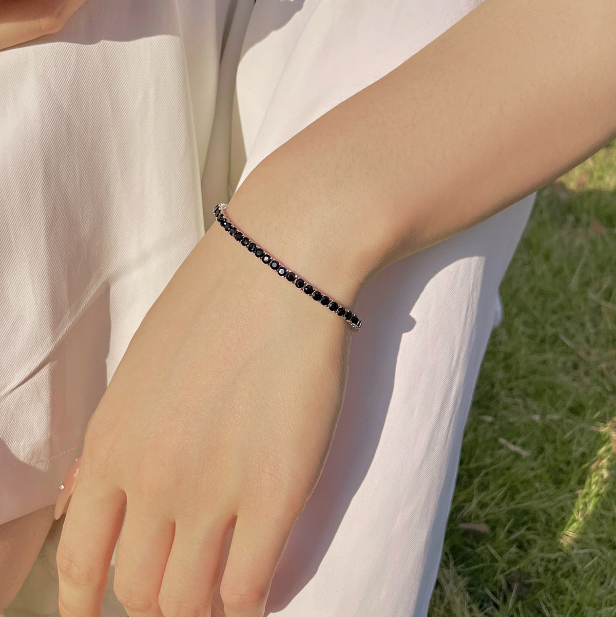 [Love Aura]Radiant Colorful Round Cut Party Bracelet