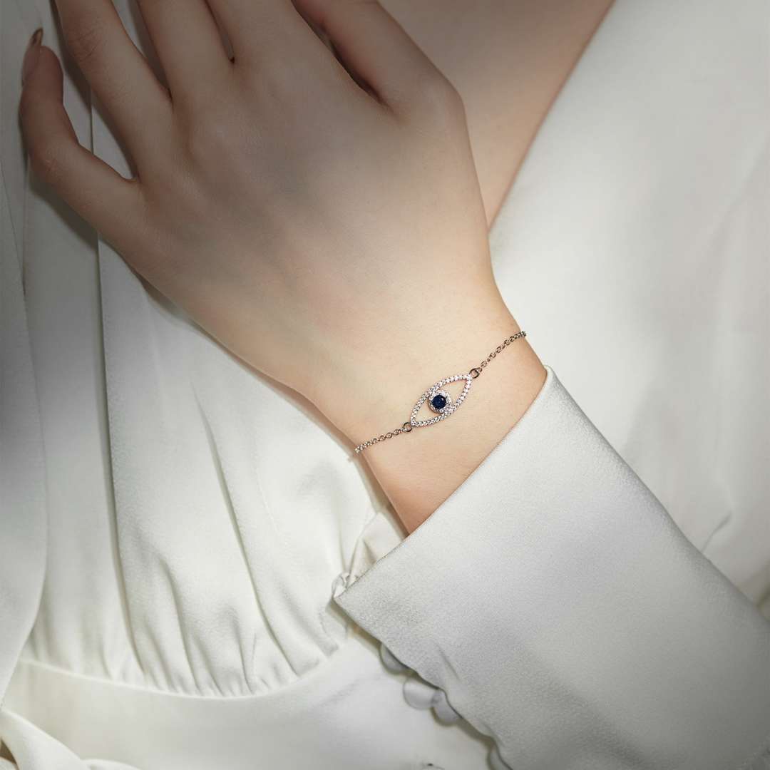 [Love Aura]Devil's Eye Hollow Design Bracelet