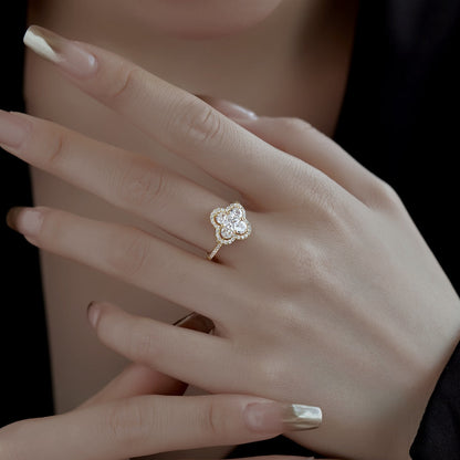 [Love Aura]Luxurious Eternity Flower Shape Banquet Ring