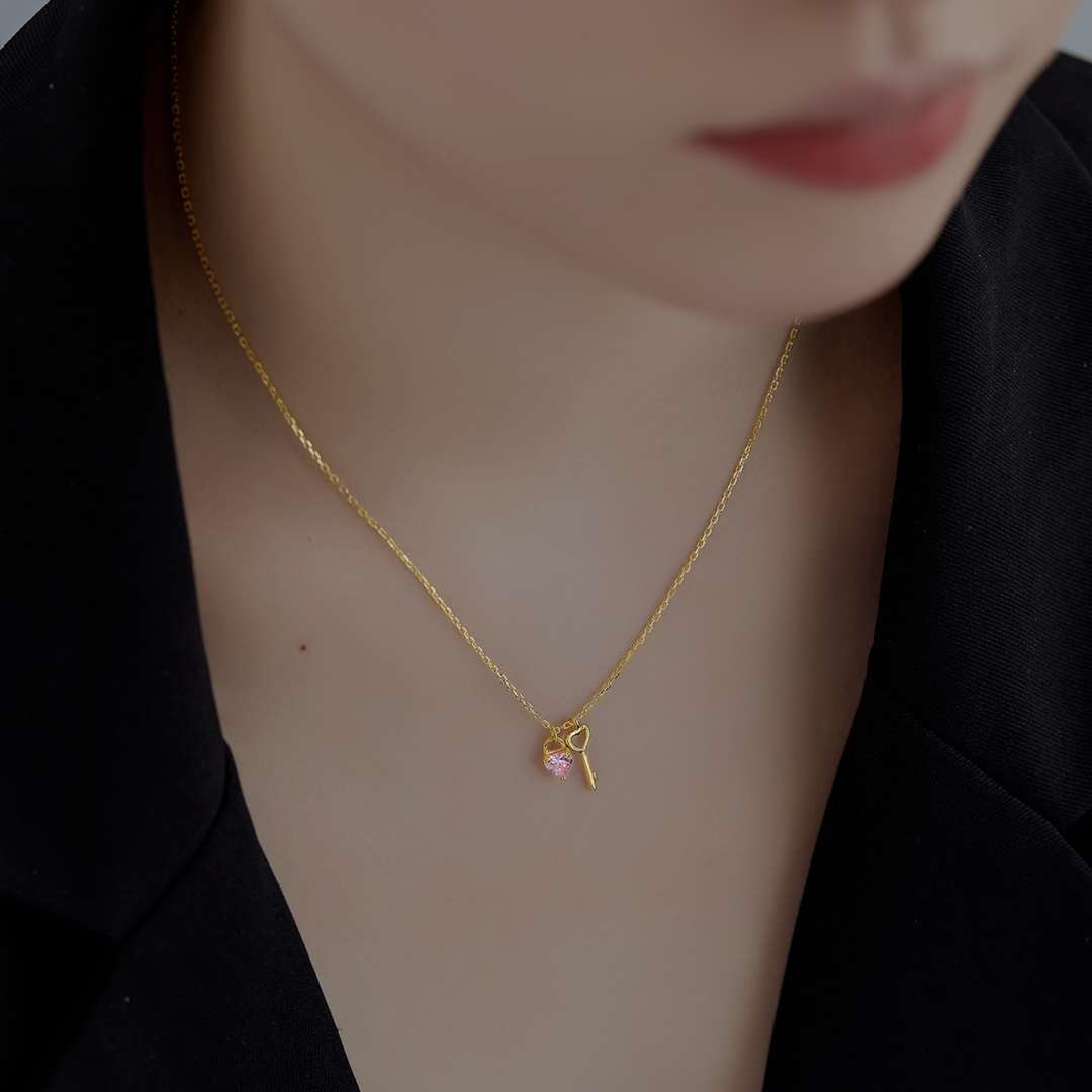 [Love Aura]Unique Heart Shape Key Pendent Necklace