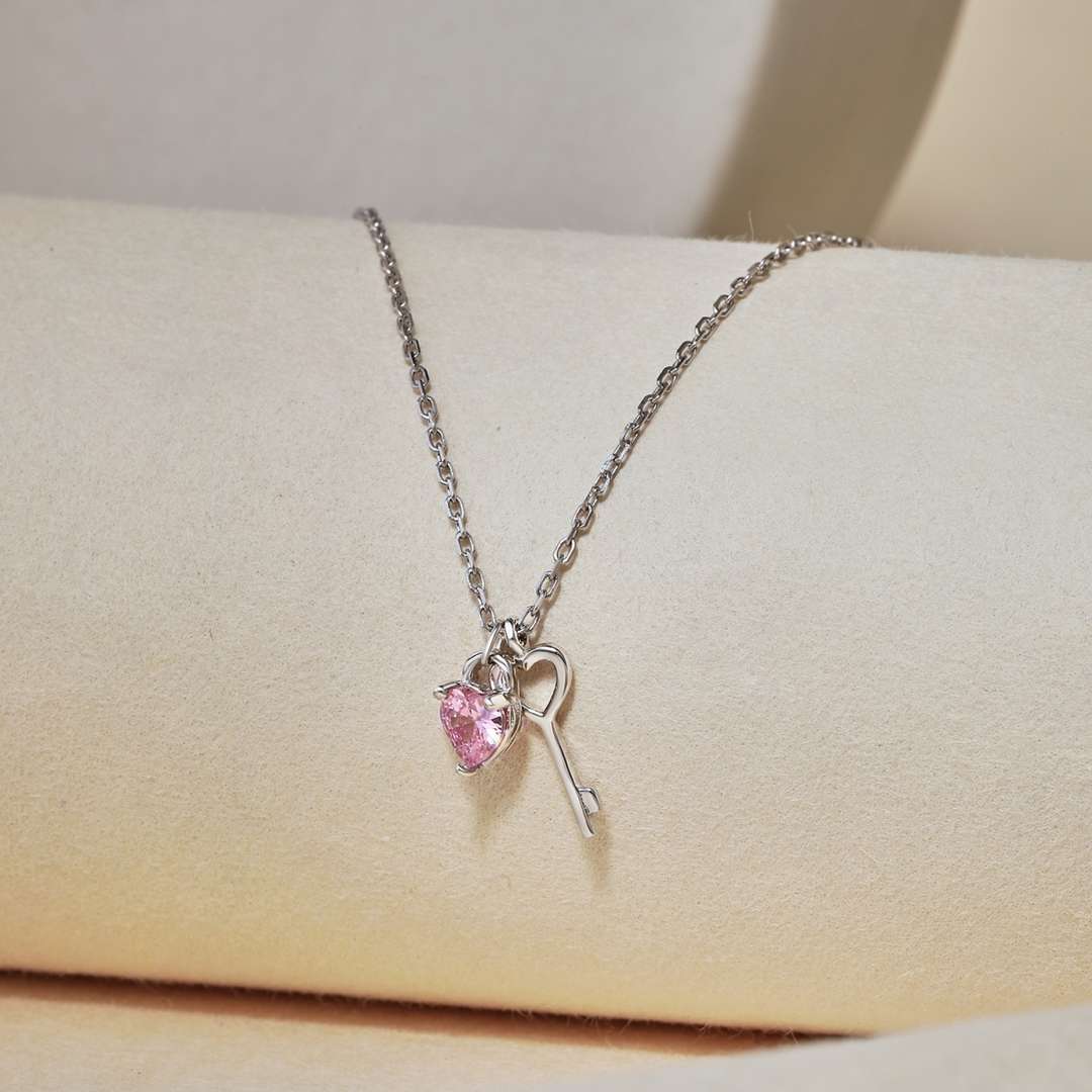 [Love Aura]Unique Heart Shape Key Pendent Necklace