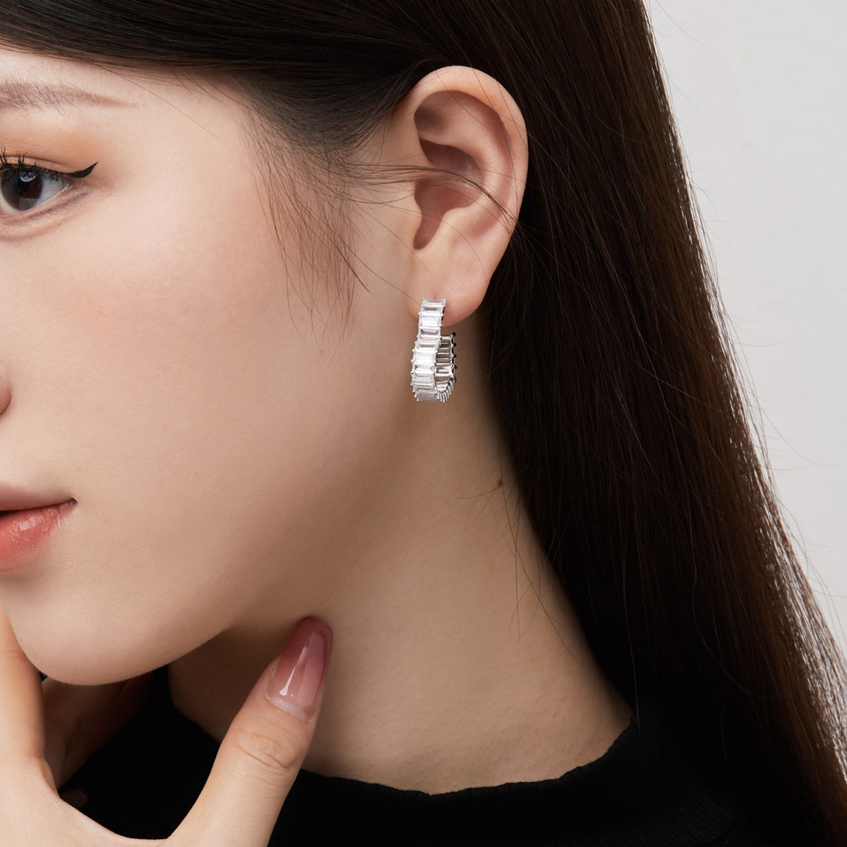 [Love Aura]Radiant Heart Cutout Earrings