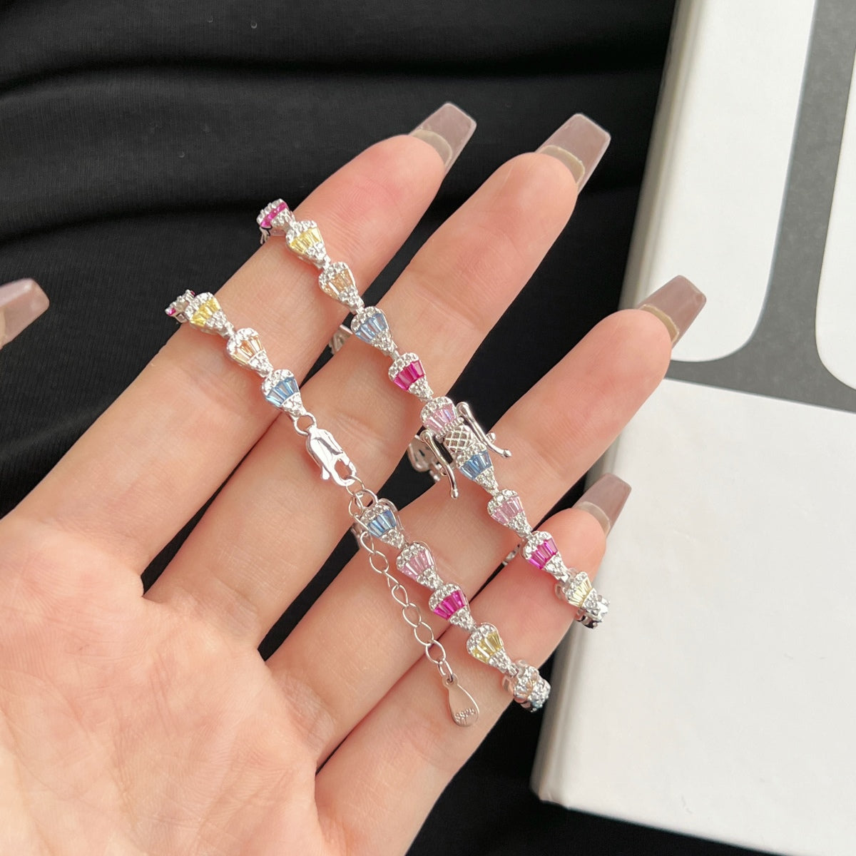 [Love Aura]Radiant Water Drop Shape Daily Bracelet