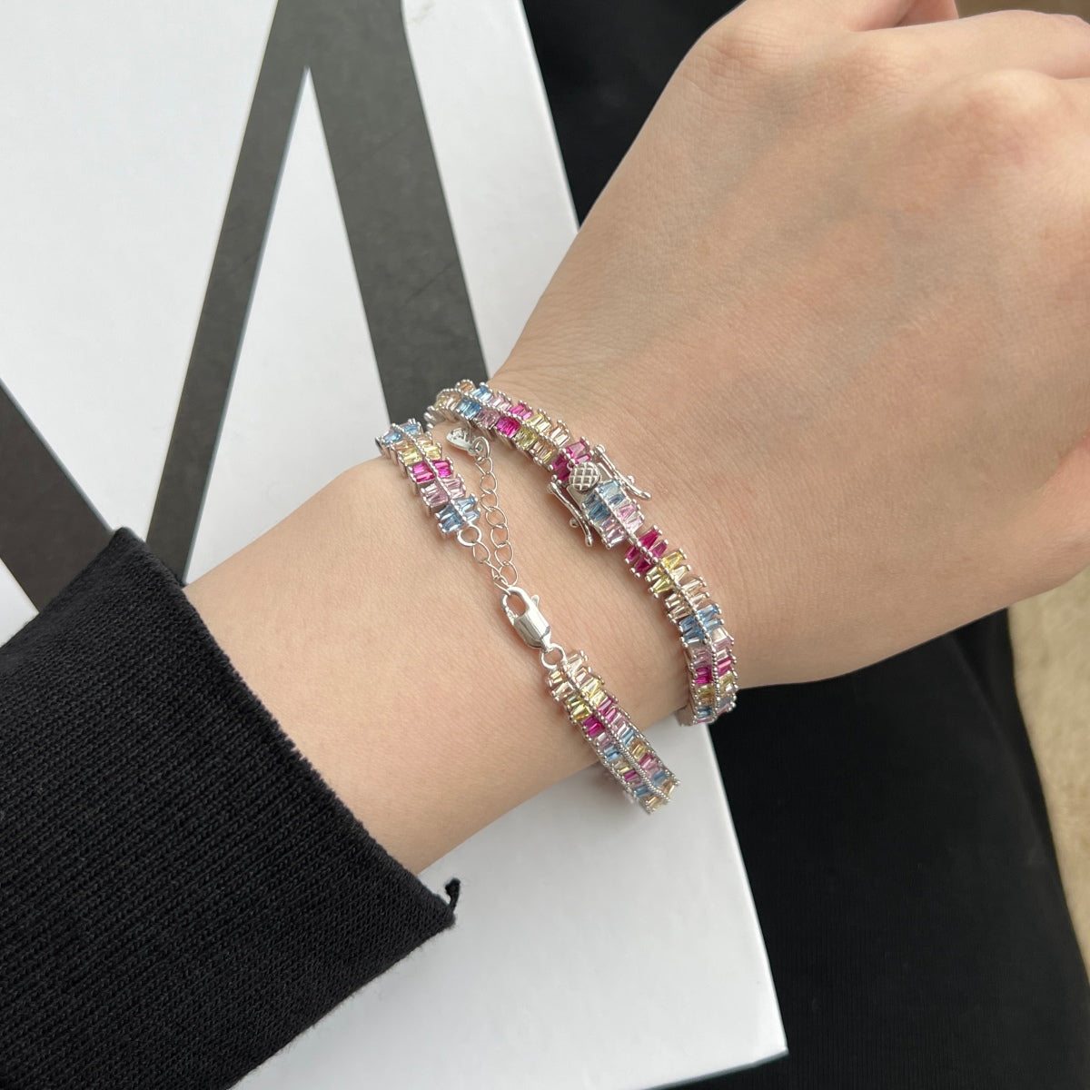 [Love Aura]Sparkling Exquisite Multi Cut Party Bracelet