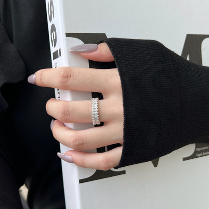 [Love Aura]Splashy Ornate Emerald Cut Cocktail Ring