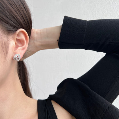 [Love Aura]Exquisite Flower Shape Daily Earrings